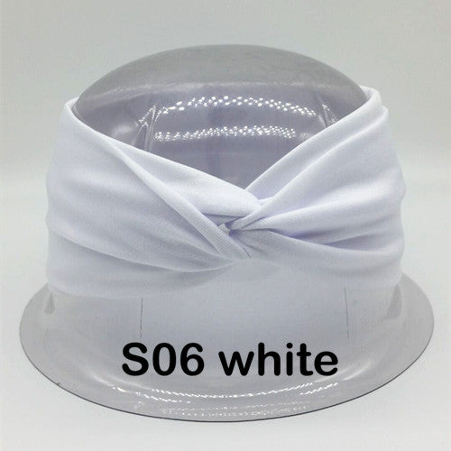 s06-white